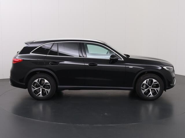 Mercedes-Benz GLC-KLASSE 300e 4MATIC Luxury Line | Panoramadak| Memory | MBUX Navigatie | Apple CarPlay | Panoramadak | Trekhaak