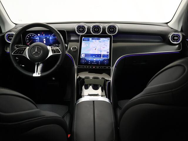 Mercedes-Benz GLC-KLASSE 300e 4MATIC Luxury Line | Panoramadak| Memory | MBUX Navigatie | Apple CarPlay | Panoramadak | Trekhaak