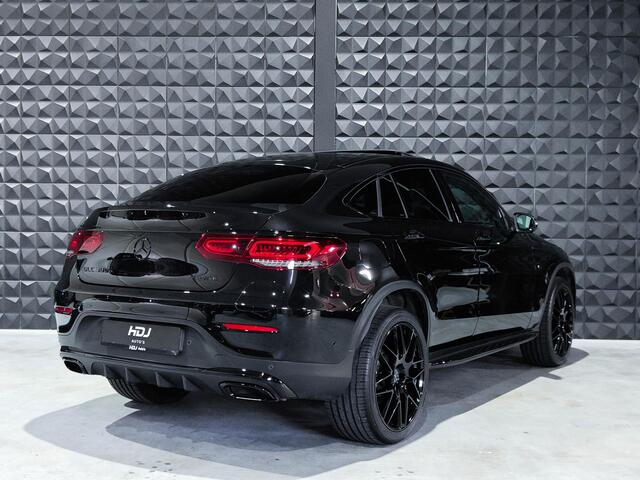 Mercedes-Benz GLC-KLASSE Coupé 300e AMG | 21" | Schuifd. | Burmester | All Black |