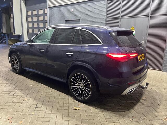 Mercedes-Benz GLC-KLASSE 300e 4MATIC AMG Line | 11dkm! | Panoramadak | Trekhaak | 360° Camera