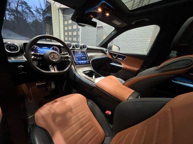 Mercedes-Benz GLC-KLASSE 300e 4MATIC AMG Line | 11dkm! | Panoramadak | Trekhaak | 360° Camera