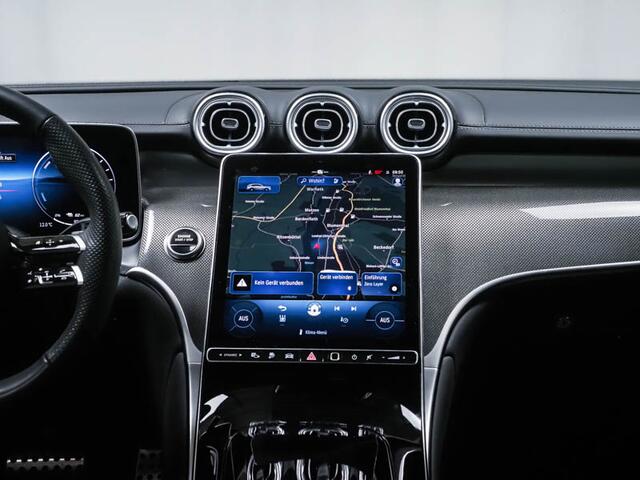 Mercedes-Benz GLC-KLASSE 300 e 4MATIC AMG Plug-In Hybride Edition AMG-Line | Panorama Schuif-Kanteldak | Alarm Klasse 3 | Trekhaak| Digital Licht | Night Pakket | Stuur en Stoelverwarming. Inclusief 24 maanden MB Certified garantie voor Europa.