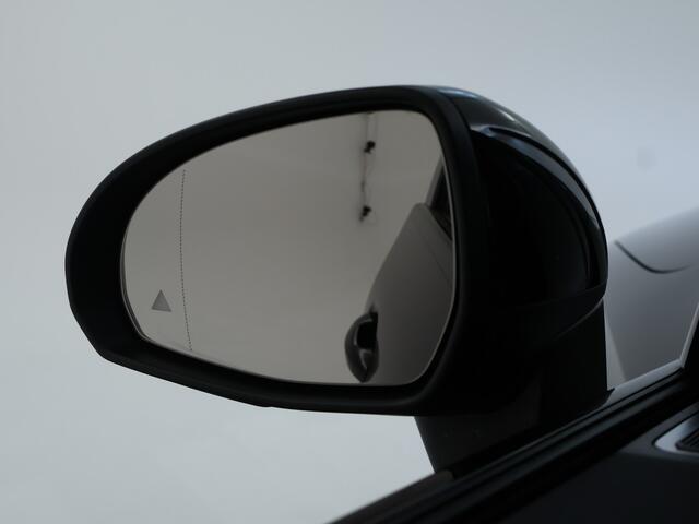 Mercedes-Benz GLC-KLASSE 300 e 4MATIC AMG Plug-In Hybride | Edition AMG-Line | Panorama Schuif-Kanteldak | Alarm Klasse 3 | Trekhaak | Burmester® | Inclusief 24 maanden MB Certified garantie voor Europa.