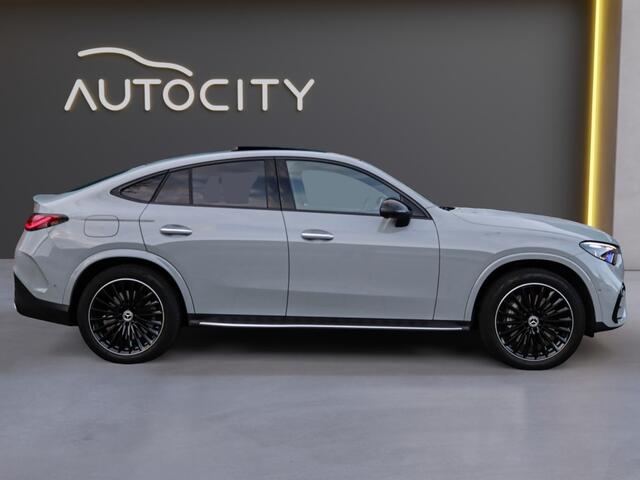 Mercedes-Benz GLC-KLASSE Coupe GLC 300 e 4Matic AMG Line Burmester l Pano l 360 l Trekhaak l VO