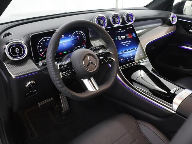 Mercedes-Benz GLC-KLASSE 300e 4MATIC Sport Edition | Panoramaschuifdak | Premium pakket | Nightpakket | 360° camera | Dodehoekassistent | DIGITAL LIGHT |