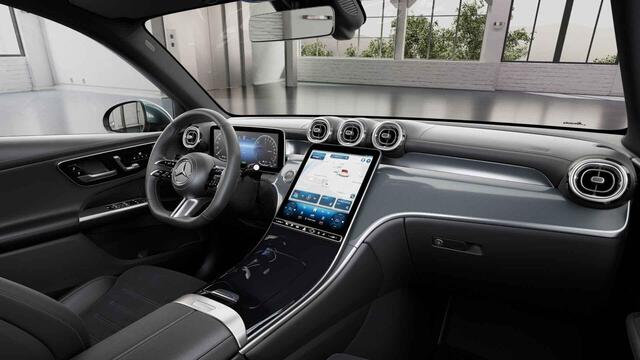 Mercedes-Benz GLC-KLASSE 300e 4MATIC AMG Line | Panoramadak | Trekhaak | Burmester | Memory |