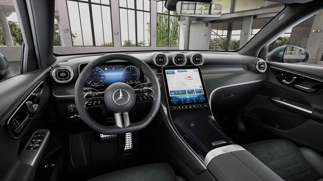 Mercedes-Benz GLC-KLASSE 300e 4MATIC AMG Line | Panoramadak | Trekhaak | Burmester | Memory |