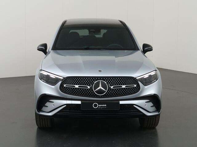 Mercedes-Benz GLC-KLASSE 300e 4MATIC Sport Edition | Panoramaschuifdak | Premium pakket | Nightpakket | 360° camera | Dodehoekassistent | DIGITAL LIGHT |