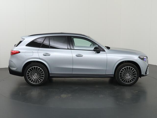 Mercedes-Benz GLC-KLASSE 300e 4MATIC Sport Edition | Panoramaschuifdak | Premium pakket | Nightpakket | 360° camera | Dodehoekassistent | DIGITAL LIGHT |