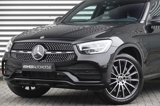 Mercedes-Benz GLC-KLASSE Coupé 300e 4MATIC Business Solution AMG | Schuifdak | Trekhaak | Distronic Pro | Night | Carplay |