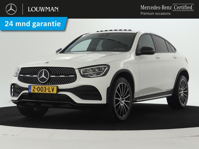Mercedes-Benz GLC-KLASSE 300 e 4-MATIC AMG Nightpakket | Schuifdak | 360°-camera | Stoelverwarming voor en achter | Sfeerverlichting | Dodehoek Assistent | Inclusief 24 maanden Mercedes-Benz Certified garantie voor Europa.