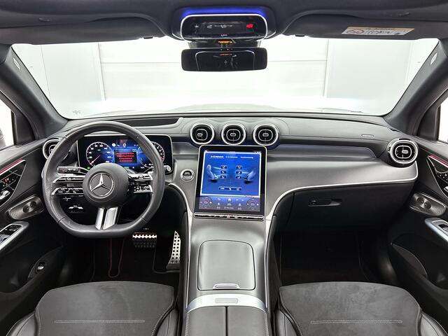 Mercedes-Benz GLC-KLASSE 300 de 4MATIC Plug-In Hybride AMG Line | Trekhaak | Panoramadak | 360°-camera | Burmester® | Alarm | Car Play | Dode Hoek Ass | Inclusief 24 maanden Mercedes-Benz Certified garantie voor Europa.