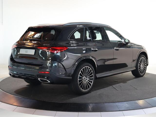 Mercedes-Benz GLC-KLASSE 300e 4MATIC Sport Edition | Panoramaschuifdak | Premium pakket | Nightpakket | 360° camera | Dodehoekassistent | DIGITAL LIGHT |