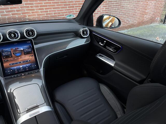 Mercedes-Benz GLC-KLASSE 300e 4MATIC AMG Line