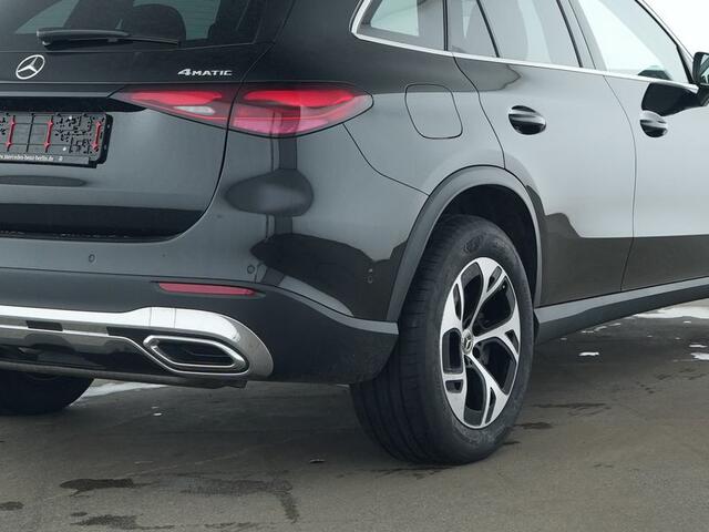 Mercedes-Benz GLC-KLASSE 300 e 4MATIC Plug-In Hybride Trekhaak | Burmester® 3D-Surround-Soundsystem | Memory voorstoelen | Parkeerpakket met 360°-camera. Inclusief 24 maanden MB Certified garantie voor Europa.