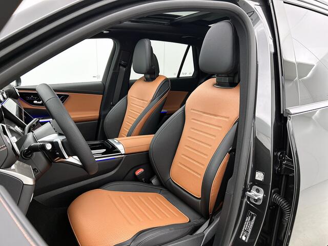 Mercedes-Benz GLC-KLASSE 300e 4MATIC Sport Edition | Premium pakket | Nightpakket | Rijassistentiepakket Plus | Treeplanken | Trekhaak | 360°-camera | Augmented Reality navigatie | DIGITAL LIGHT | Memorypakket |