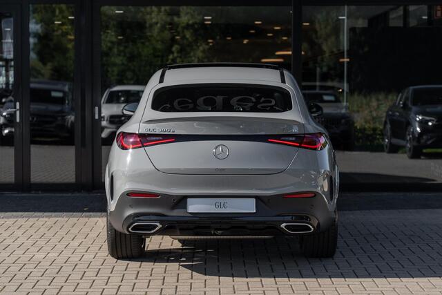 Mercedes-Benz GLC-KLASSE Coupé 300e 4MATIC Sport Edition | Panoramaschuifdak | Rijassistentiepakket Plus | Nightpakket | Premium pakket