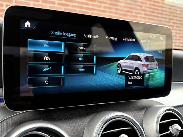 Mercedes-Benz GLC-KLASSE 300e 4MATIC Premium Plus AMG