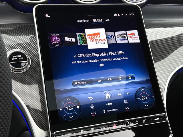 Mercedes-Benz GLC-KLASSE 300e 4MATIC Sport Edition | Premium pakket | Trekhaak | Nightpakket | Smartphone integratie | 360° camera | Digital Light | Augmented Reality navigatie | Memorypakket |