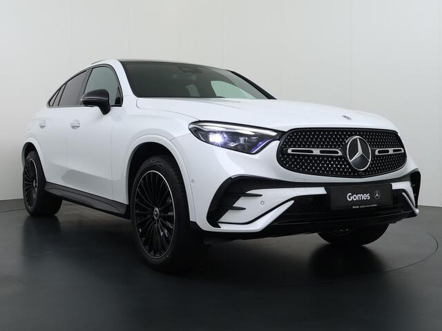 Mercedes-Benz GLC-KLASSE Coupé 300 e 4MATIC Sport Edition | AMG Line | Premium Pakket | Night Pakket | Trekhaak | Panoramadak | 360° Camera | Augmented Reality voor Navigatie | DISTRONIC Afstandsassistent | Dodehoekassistent | Verkeersbordenassistent | DIGITAL LIGHT | Elektrisch 