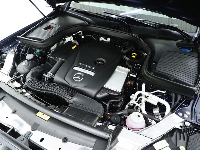 Mercedes-Benz GLC-KLASSE 300e 4MATIC Premium | Panoramadak | Head Up | Trekhaak | Leder | 360 | Adaptive Cruise | Carplay