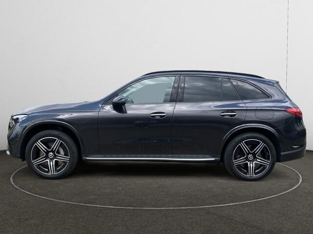 Mercedes-Benz GLC-KLASSE 300e 4MATIC AMG Line Premium Plus Panoramadak Trekhaak Burmester Sound Systeen Head-Up Display Night Pakket 360 Graden Camera Stuurwielverwarming