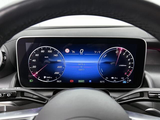 Mercedes-Benz GLC-KLASSE 300 e 4M AMG Plug-In Hybride | Trekhaak | AMG Styling | 20 Inch AMG LM Velgen | Stoelverwarming | Stuurverwarming | Inclusief 24 maanden Mercedes-Benz Certified garantie voor Europa.