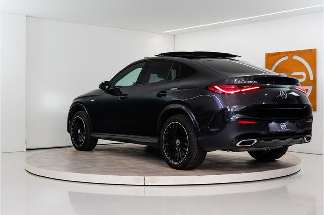 Mercedes-Benz GLC-KLASSE Coupé 300e 4MATIC AMG 313PK | Pano | Sfeer | Night | Burmester | 360 | Fabrieksgarantie