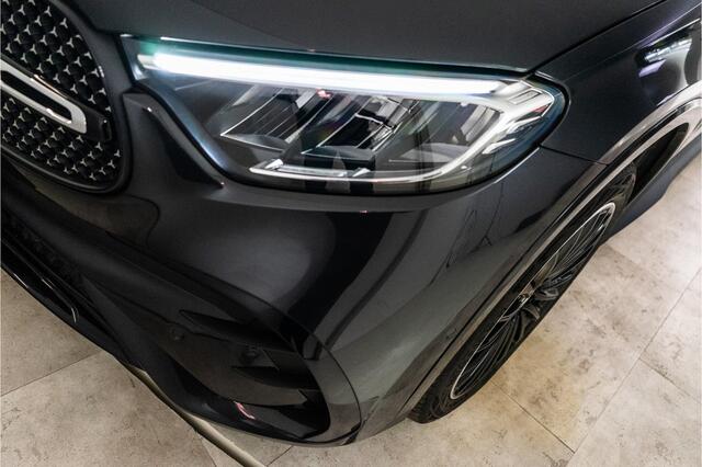 Mercedes-Benz GLC-KLASSE Coupé 300e 4MATIC AMG 313PK | Pano | Sfeer | Night | Burmester | 360 | Fabrieksgarantie