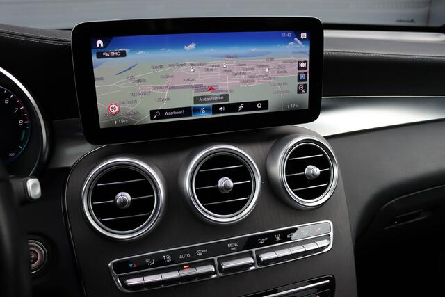 Mercedes-Benz GLC-KLASSE 300e 4MATIC AMG Line Premium+ | Luchtvering | Massage | Panoramadak | Trekhaak | Distronic+ | Stoelverwarming V+A | Memory | Surround Camera | Burmester | Augmented Reality |