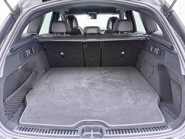 Mercedes-Benz GLC-KLASSE 300e AMG // Trekhaak // Burmester // 360 Camera // Memory // 20 inch // Carplay