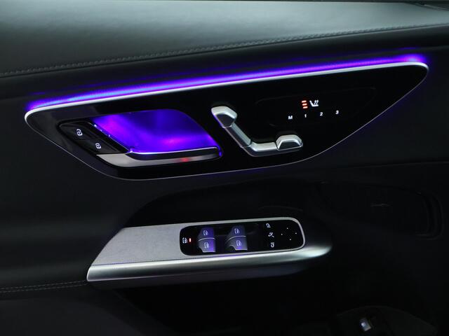 Mercedes-Benz GLC-KLASSE 300 e 4MATIC AMG Plug-In Hybride | AMG Line | Night Pakket | Panoramadak | Trekhaak | Inclusief 24 maanden MB Certified garantie voor Europa.