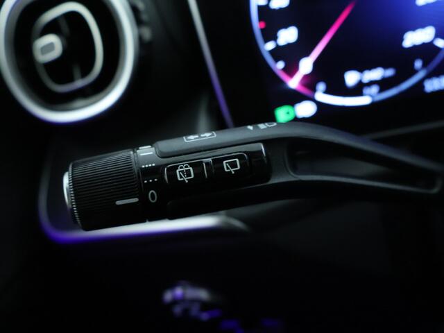 Mercedes-Benz GLC-KLASSE 300 e 4MATIC AMG Plug-In Hybride | AMG Line | Night Pakket | Panoramadak | Trekhaak | Inclusief 24 maanden MB Certified garantie voor Europa.