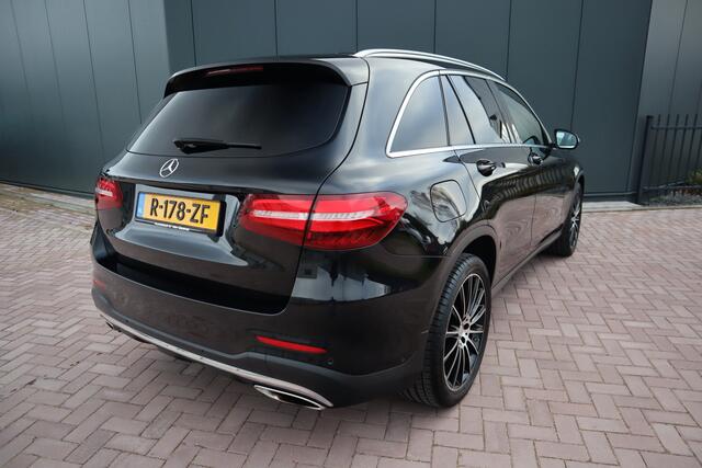 Mercedes-Benz GLC-KLASSE 300 4MATIC AMG 245 PK Lederen Sportstoelen met Memory Navi Pro. Etc. Etc.