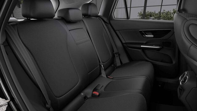 Mercedes-Benz GLC-KLASSE 300e 4MATIC Luxury Line | Panoramadak | Trekhaak | Digital light | Winter pakket |