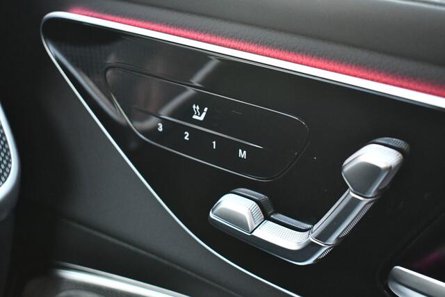 Mercedes-Benz GLC-KLASSE 300e 4MATIC AMG Trekh Distr Burmester