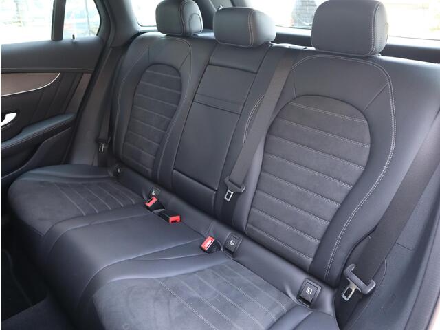 Mercedes-Benz GLC-KLASSE 300e 4MATIC AMG line | Panoramadak | Burmester | Memory Seats | Camera | Navigatie | Automaat