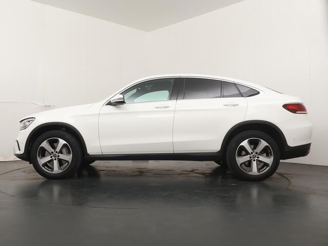 Mercedes-Benz GLC-KLASSE Coupé 300e 4MATIC Business Solution Luxury - Navigatie - Stoelverwarming - Wegklapbare trekhaak