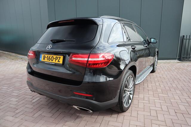 Mercedes-Benz GLC-KLASSE 250 4MATIC Premium Plus Panoramadak Electrische Trekhaak Night Pakket Etc. Etc.