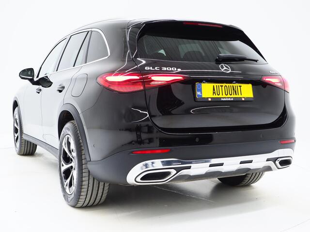 Mercedes-Benz GLC-KLASSE 300e 4MATIC 320PK | Leder | Camera | Stoelverwarming | LED | DAB | Climate | Carplay