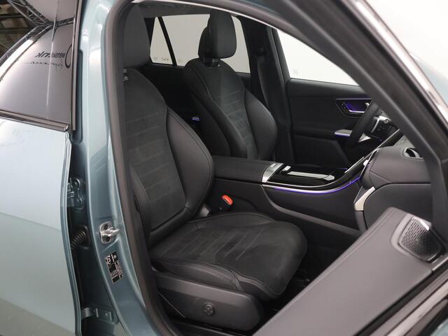 Mercedes-Benz GLC-KLASSE 300e 4MATIC AMG Line | Night | Panoramadak | Trekhaak | Memory | Rijassistentiepakket Plus |