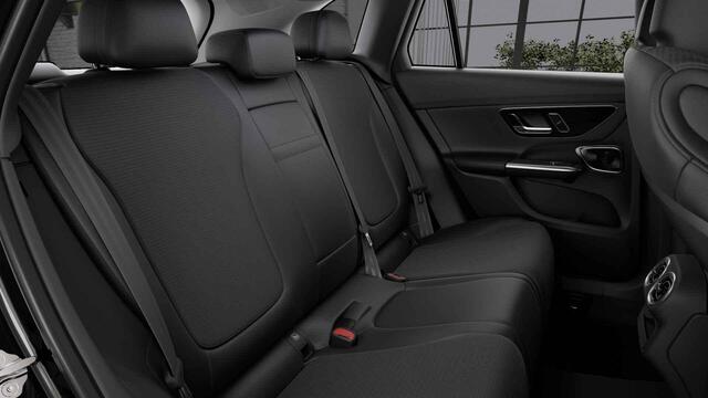 Mercedes-Benz GLC-KLASSE 300e 4MATIC Luxury Line | Panoramadak | Trekhaak | Burmester | WInter pakket | Rij assistentiepakket |