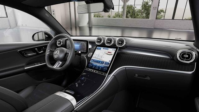 Mercedes-Benz GLC-KLASSE Coupé 300e 4MATIC AMG Line | Panoramadak | Trekhaak | Digital light | 360 camera | Treeplanken | Winter pakket |