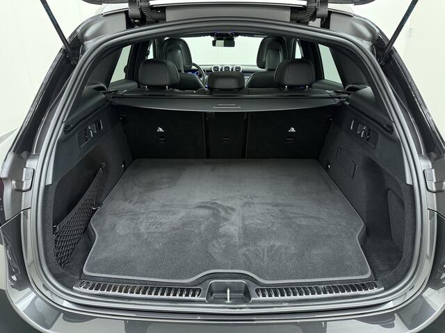 Mercedes-Benz GLC-KLASSE 300 e 4MATIC AMG Line | Pano Trekhaak Memory Digital