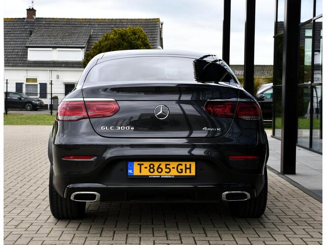 Mercedes-Benz GLC-KLASSE Coupé 300e 4MATIC Premium Plus AMG, AIRMATIC, HUD