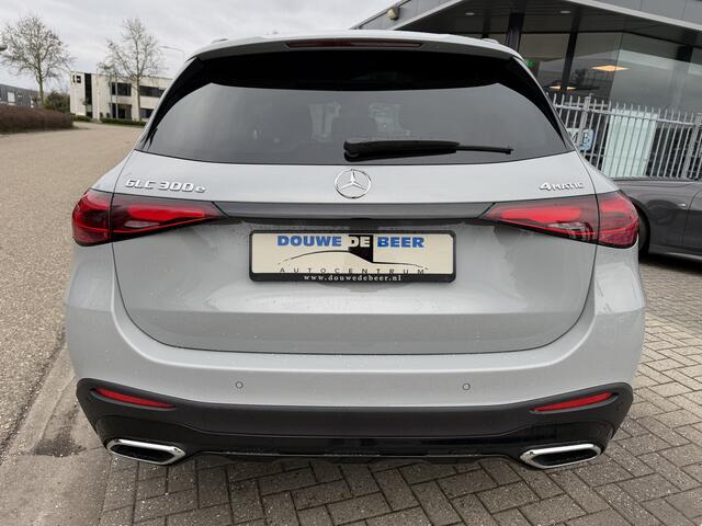 Mercedes-Benz GLC-KLASSE 300e 4MATIC AMG Line Pano-Dak | Trekhaak | 360-Camera | Stuurverw. | Night| Memory