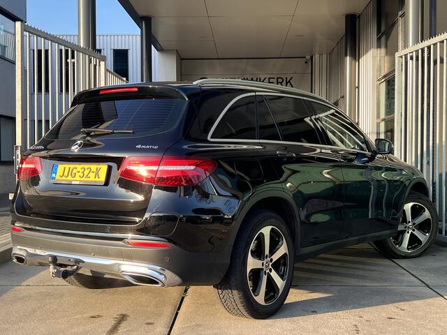 Mercedes-Benz GLC-KLASSE 350e 4MATIC Ambition Hybride | LEDER | TREKHAAK | SCHUIF/KANTELDAK | 360 CAMERA | NAVI | ADAPTIVE CRUISE CONTROL | PDC V+A | CLIMATE CONTROL | LMV 19'' | STOELVERWARMING | LED | BLUETOOTH