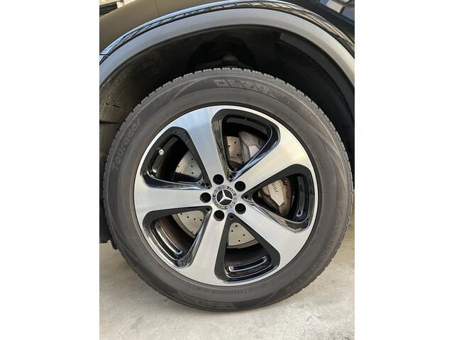 Mercedes-Benz GLC-KLASSE 350e 4MATIC Ambition Hybride | LEDER | TREKHAAK | SCHUIF/KANTELDAK | 360 CAMERA | NAVI | ADAPTIVE CRUISE CONTROL | PDC V+A | CLIMATE CONTROL | LMV 19'' | STOELVERWARMING | LED | BLUETOOTH