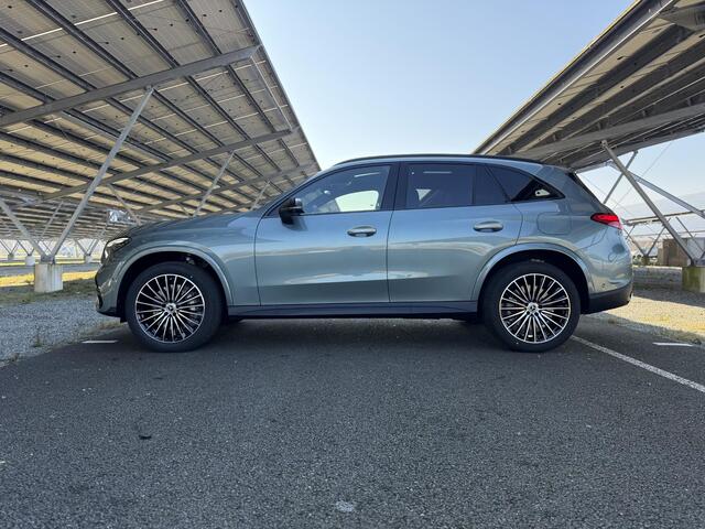 Mercedes-Benz GLC-KLASSE 300e 4MATIC Sport Edition | Night | Panoramaschuifdak | Premium pakket | Head-Up | Dodehoekassistent | DIGITAL LIGHT | Burmester |
