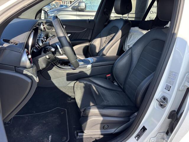 Mercedes-Benz GLC-KLASSE 300e 4MATIC AMG Line PHEV 320pk | Trekhaak | Panoramadak | 2 bandensets | Leder | Adaptive cruise control | Camera